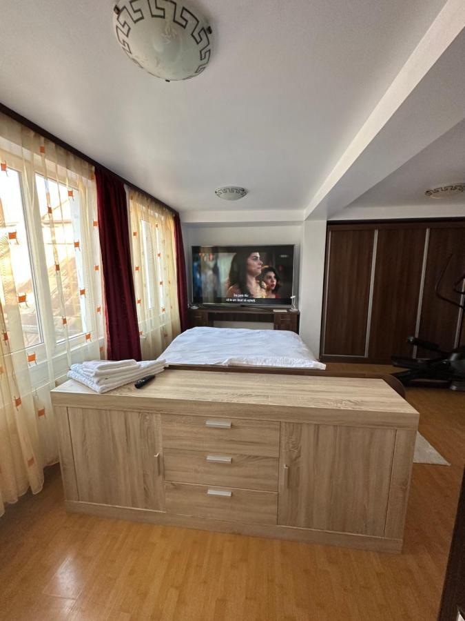 Brasov Place Villa Luaran gambar